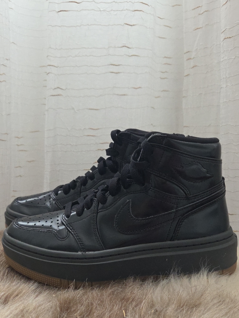 Air Jordan Women's 1 Elevate High 'Black Gum'